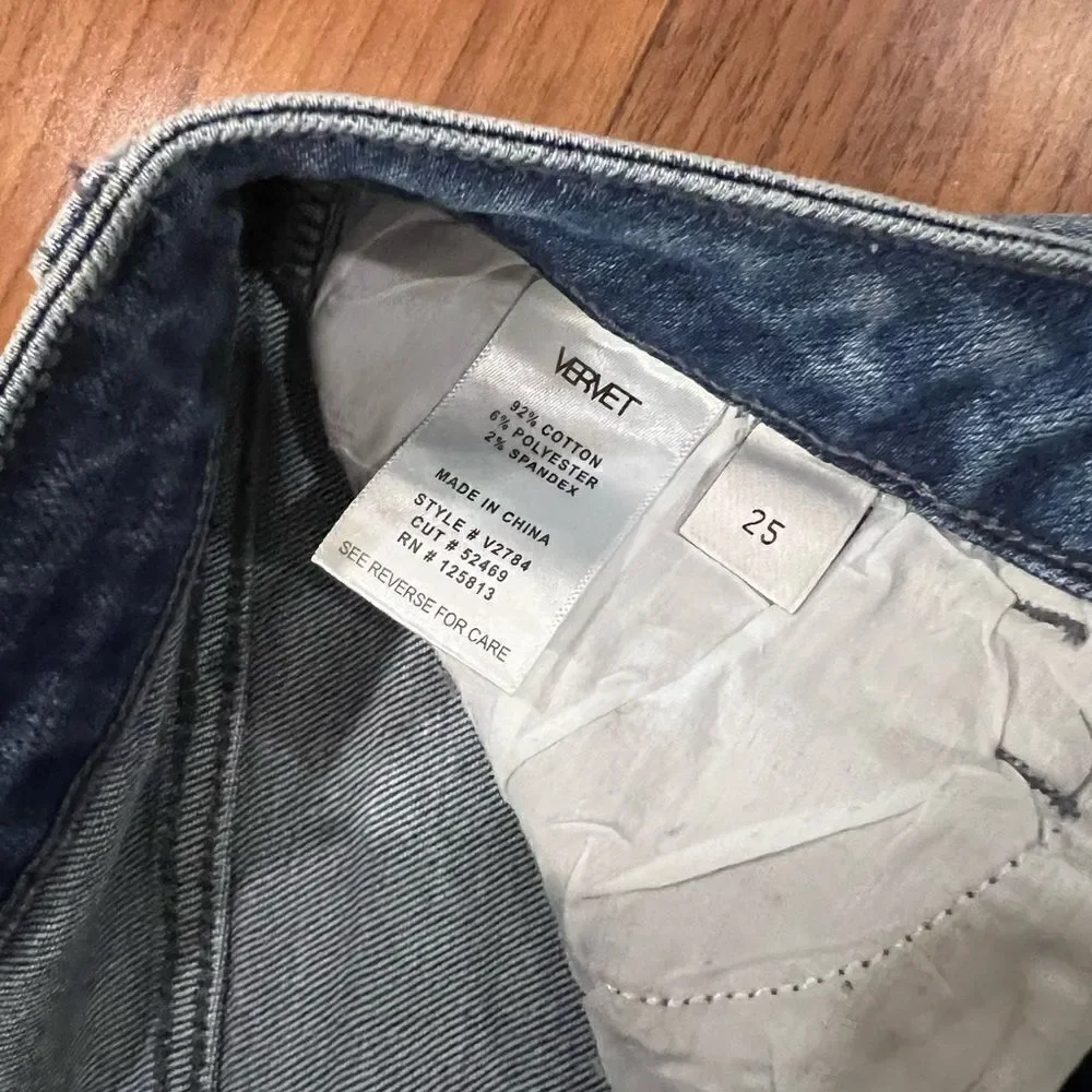Vervet Flying Monkey jeans NWT